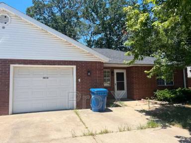 Main picture of 3810 Indiana Ave