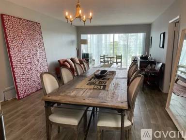 Main picture of 200 N Betty Ln