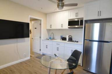 Main picture of 9211 Carl Ln