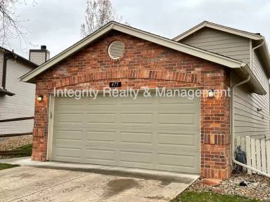 Main picture of 475 Chiswick Cir