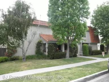 Main picture of 3921 Howard Ave