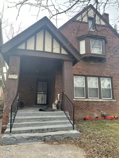 Main picture of 8417 Dexter Ave