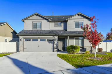 Main picture of 10236 W Achillea St
