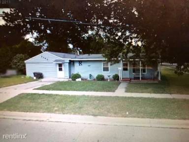 Main picture of 3104 Fielding Dr