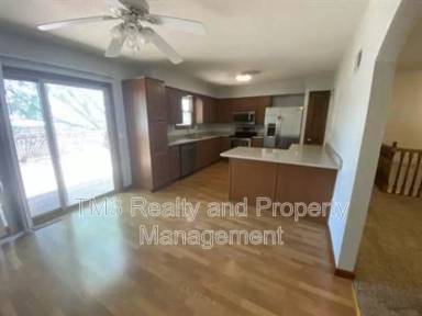 Main picture of 12725 S Raintree Dr