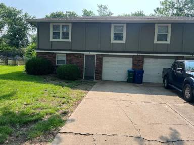 Main picture of 201 NE Westwind Dr