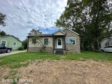 Main picture of 917 Oak Ln