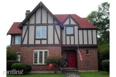 Main picture of 2020 Broadway St