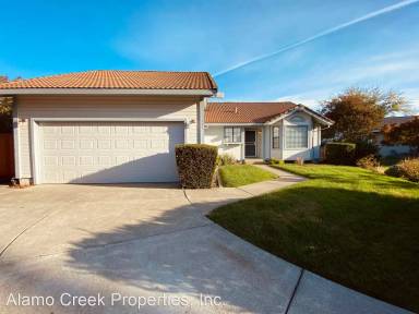 Main picture of 250 James Ct