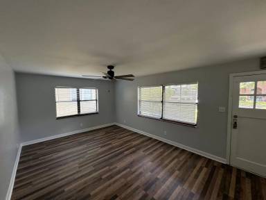 Main picture of 1284 Ingleside Ave