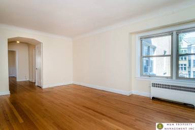 Main picture of 1045 Washington Blvd