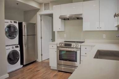 Main picture of 765 Tyler St