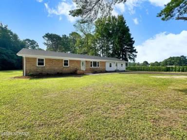 Main picture of 880 Shillingtown Rd