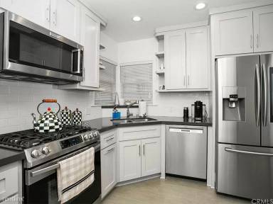 Main picture of 645 Ivy St