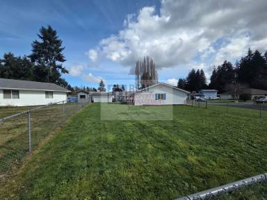 Main picture of 7811 6th Way SE