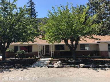 Main picture of 4550 Grothman Ln