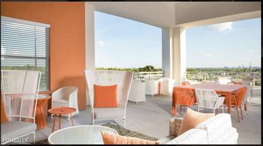 Main picture of Crestview Commons