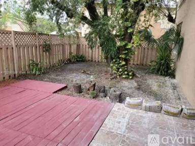 Main picture of Doral Gardens Condominium