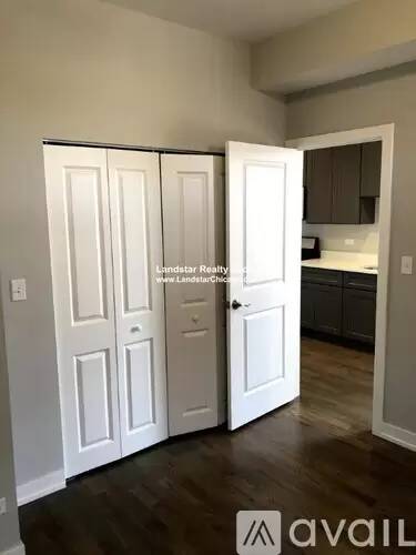 Main picture of 3210 S May St