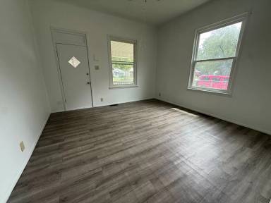 Main picture of 1808 W Lee St