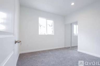 Main picture of 2812 S Cloverdale Ave