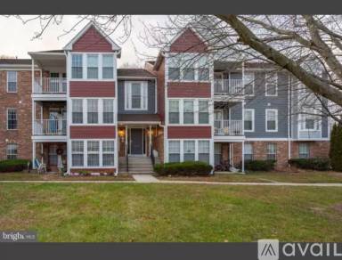Main picture of 805 Deering Rd