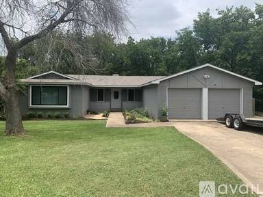 Main picture of 901 Timberline Ct