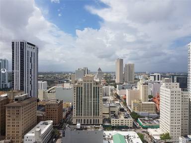 Main picture of 50 Biscayne Condos