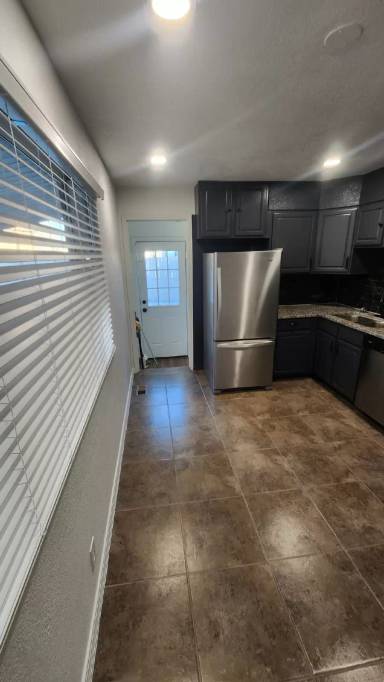 Main picture of 14775 Robins Dr