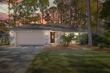 Main picture of 31 Bay Walk Ct