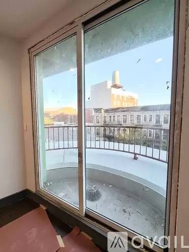 Main picture of 2109 Regent Pl