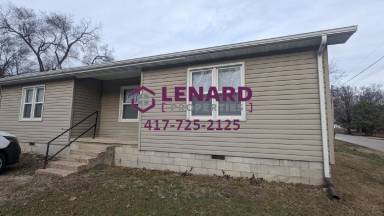 Main picture of 502 N Wilson Ave