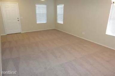 Main picture of 113 E Gwen St