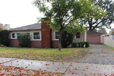 Main picture of 857 W I St