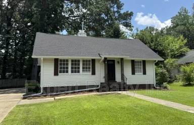 Main picture of 305 Sterrett Ave