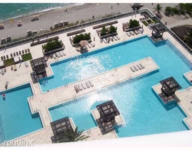 Main picture of Beach Club