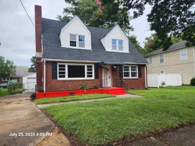 Main picture of 2804 Mapleton Ave