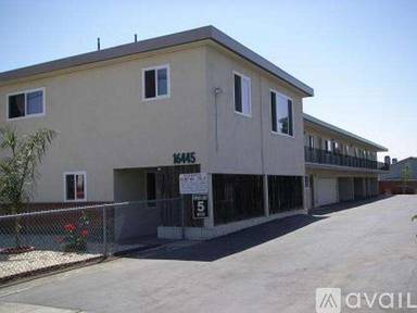 Main picture of 16445 Kent Ave