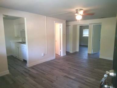 Main picture of 711 SW 67th Ter