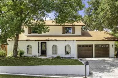 Main picture of 6002 Forest Ledge St
