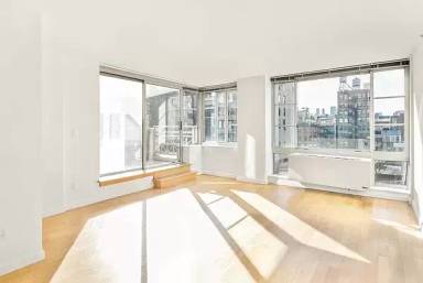 Main picture of 153 W 21st St