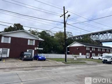Main picture of 301 Franklin Ave