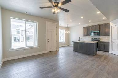 Main picture of 2205 S 1120 W