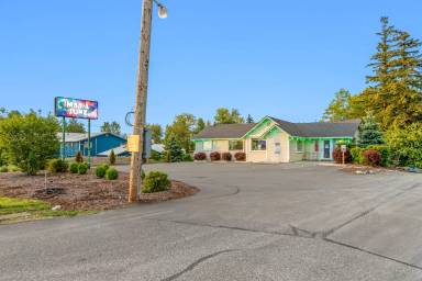 Main picture of 4264 Pacific Hwy