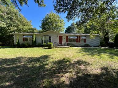 Main picture of 130 Willmor Dr