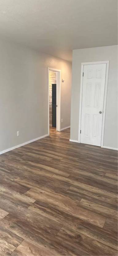 Main picture of 908 18th Street South