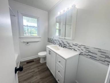 Main picture of 106 Farm Dr