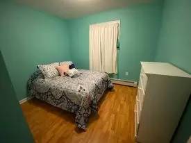 Main picture of 102 Taylor Ln