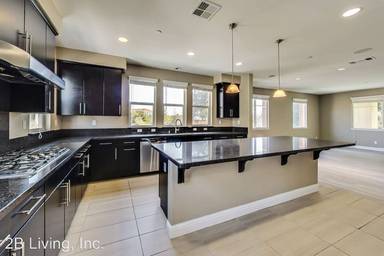 Main picture of 1082 Gaviota Ter