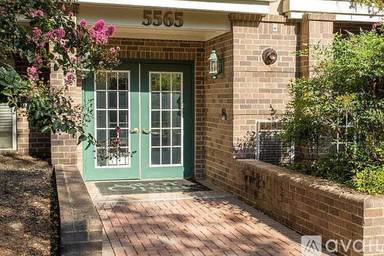 Main picture of Savoy Park Condominium